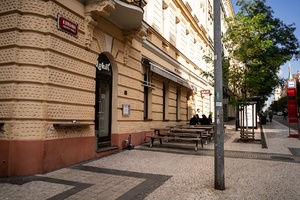 restaurace Lokál Korunní