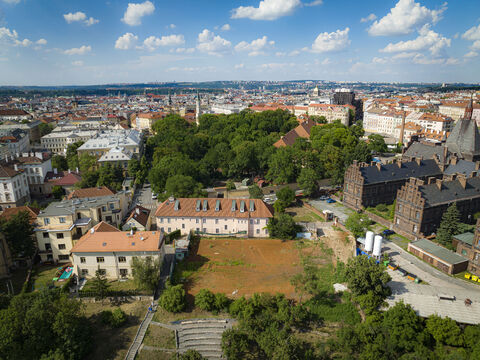 Exclusive land for rent in the center of Prague