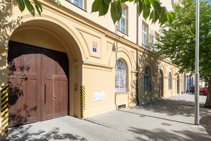 dům